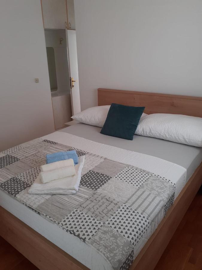 Apartments Vinea Baška Voda Extérieur photo